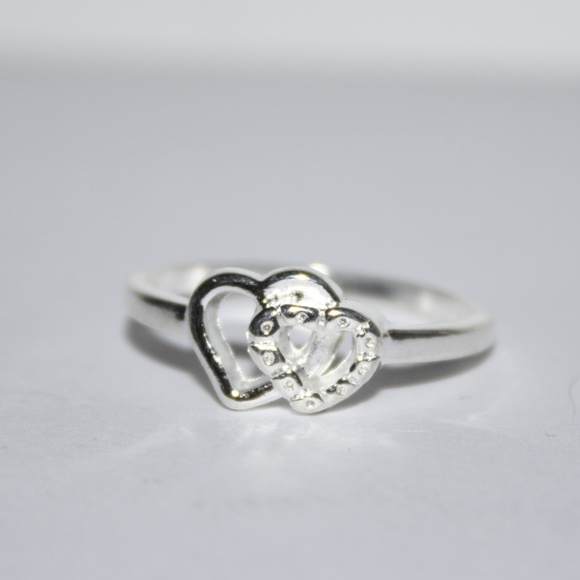 Jewelry - Size 9 silver double heart ring NWOT